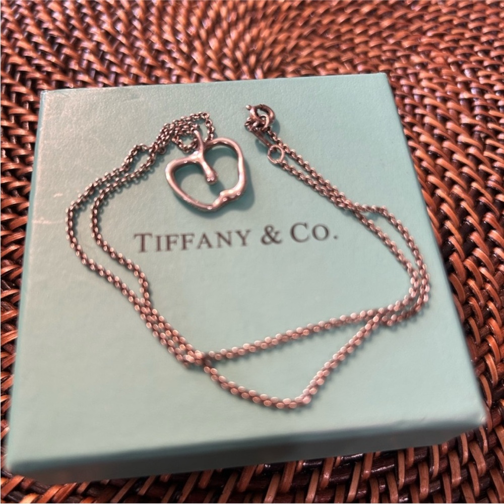 Tiffany & Co. Silver Elsa Peretti Apple Pendant Necklace 16" - Picture 6 of 9